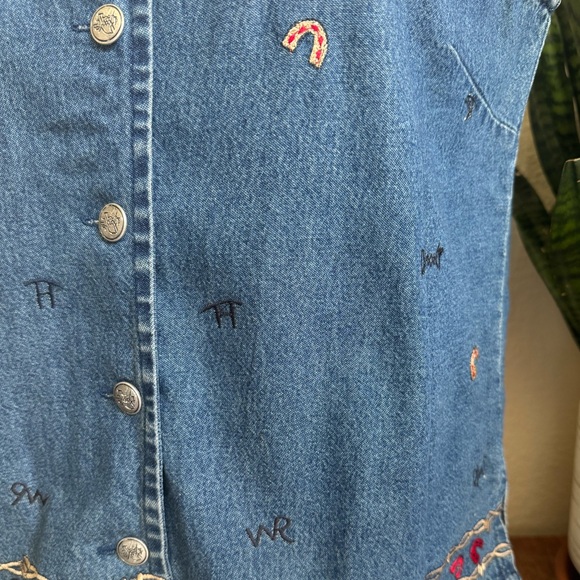 Vintage Western Denim Vest Embroidered Horseshoe Buttons Don’t Mess with Texas S - Picture 2 of 7